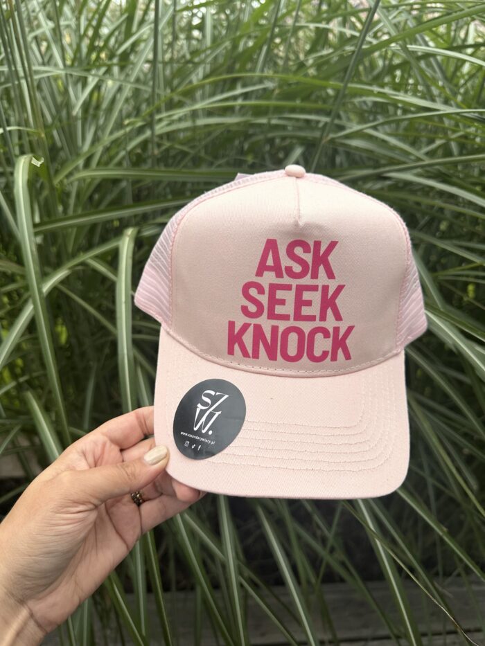 Czapeczka chrześcijańska z daszkiem trucker | ASK SEEK KNOCK