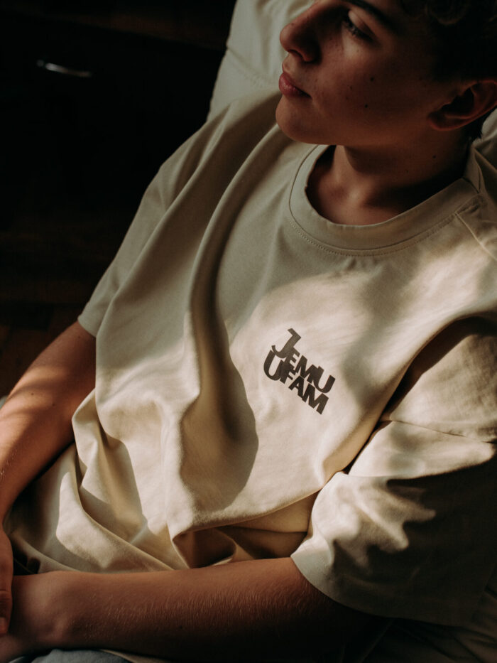 Jemu Ufam | T-Shirt Heavy Huge