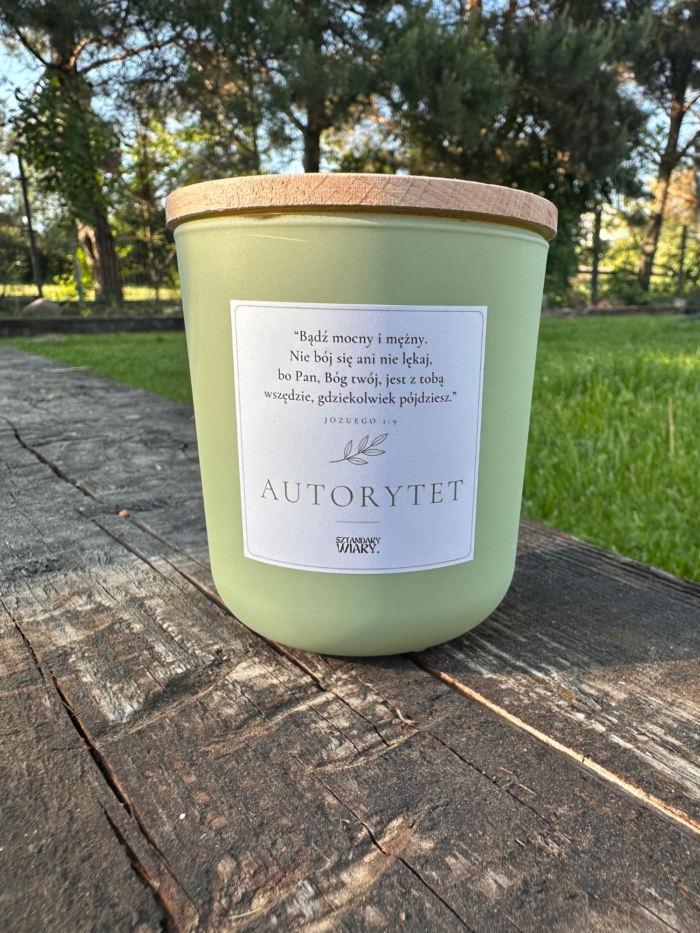 Świeczka "AUTORYTET" duża