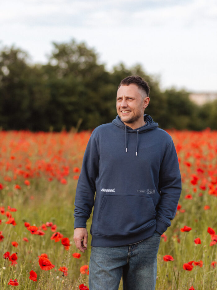 Bluza chrześcijańska z kapturem - Blessed | Granat